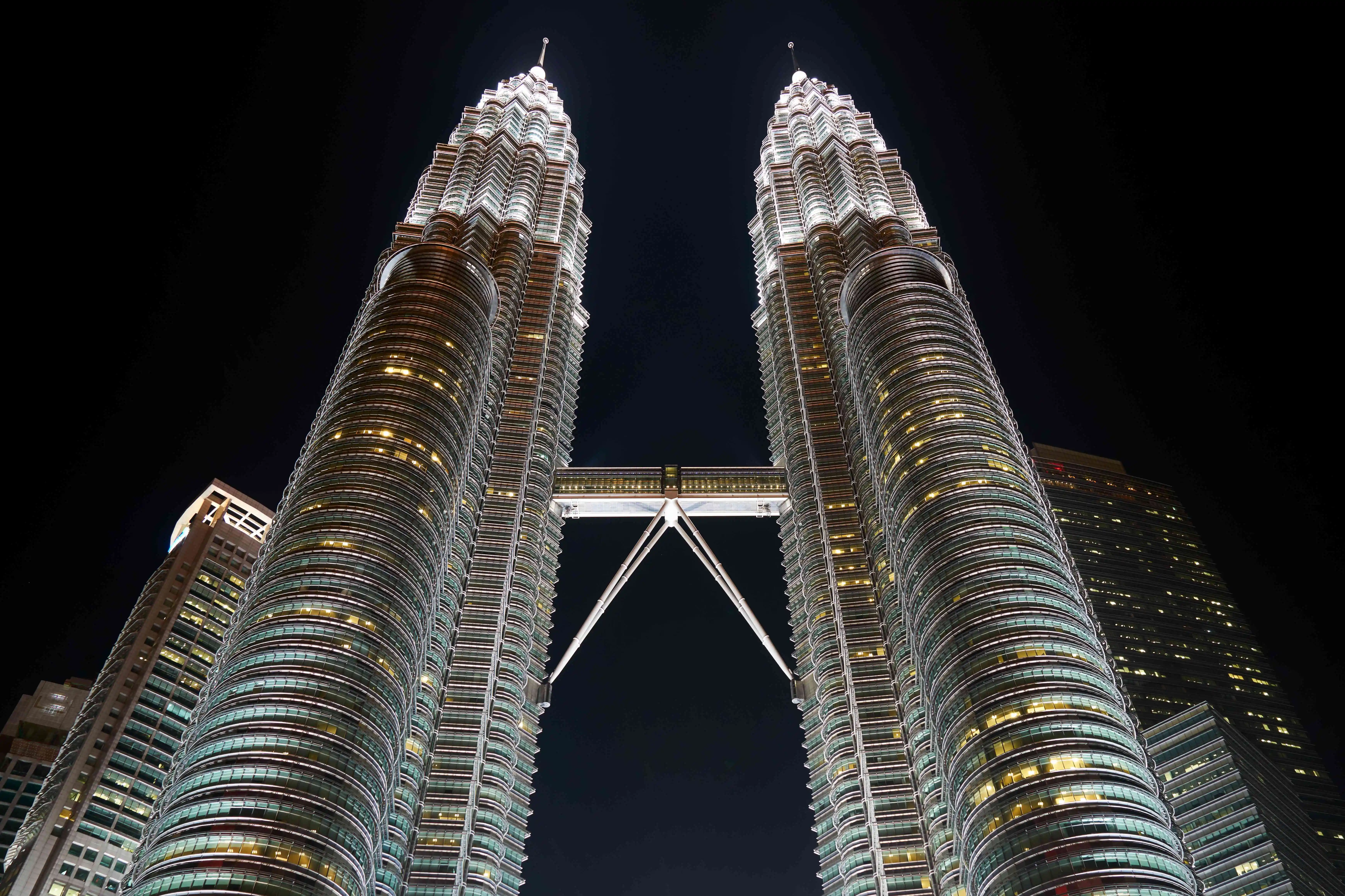 urban-high-klcc-malaysia-sky_11zon (2).webp